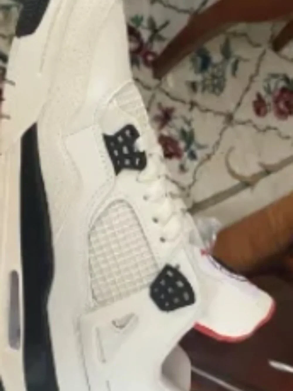 Jordan 4 take flight men's size 8 1/2